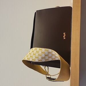 M.A.M.A. Italian Leather Handbag